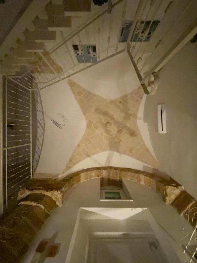 Handy Suite Idromassaggio Бриндизи Экстерьер фото